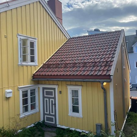 Sjarmerende Historisk Leilighet Midt I Tromsø Extérieur photo