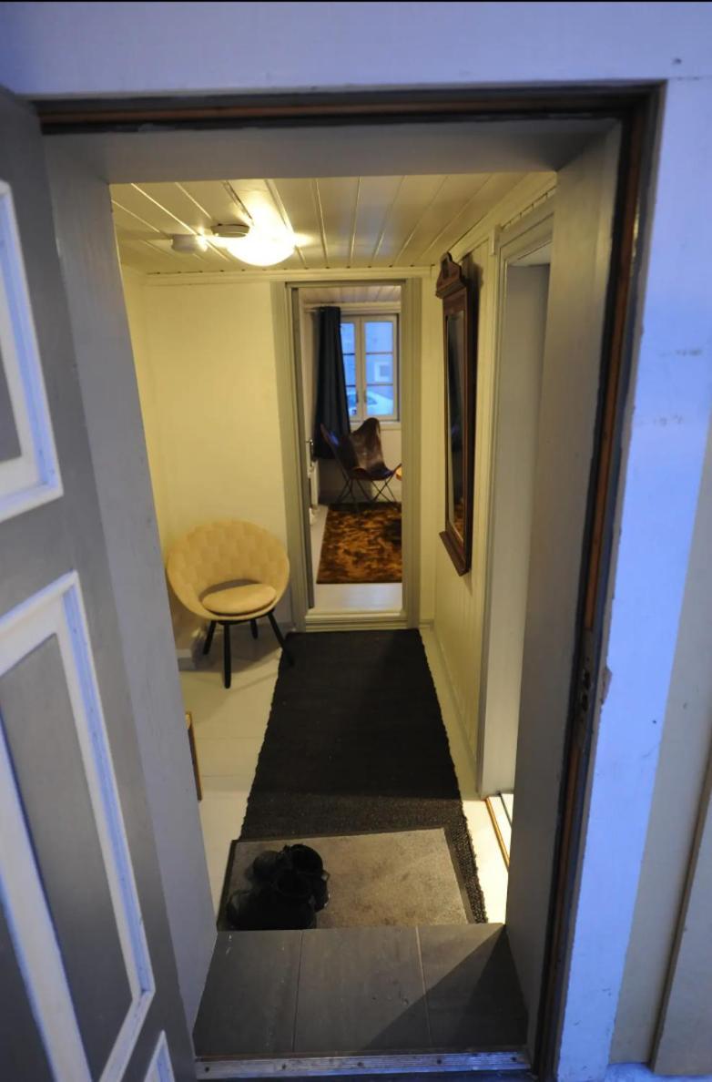 Sjarmerende Historisk Leilighet Midt I Tromsø Extérieur photo